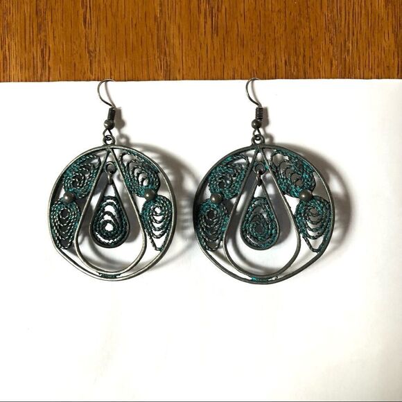 Fashion Jewelry Boho Antique Metal Dangle Earrings (A)91 - Picture 6 of 8